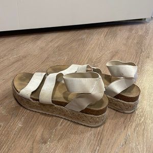 ESPRIT Sandals in Size 7.5